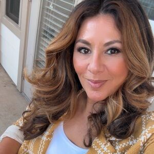 Meet your Posher, Sonia